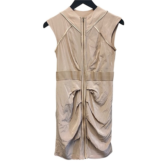 bebe Dresses & Skirts - EUC - Nude layered Silk Bebe dress Small cocktail party casual party